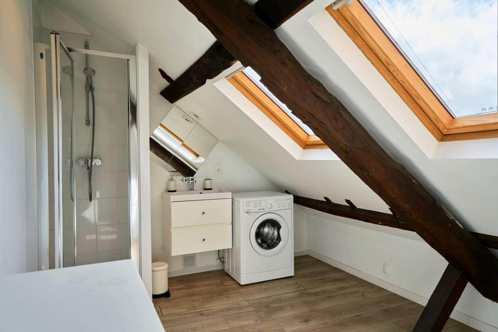 Lille Hypercentre Gares - Small Suite Экстерьер фото